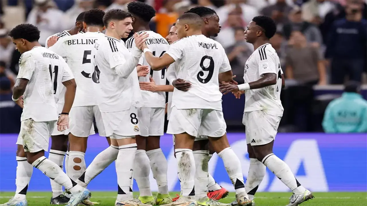 محنة تستحق المتابعة.. 7 إصابات للاعب ريال مدريد وغياب لـ700 يوم